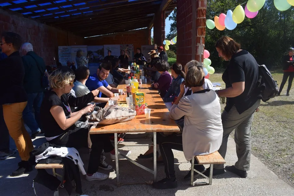 70382880 123674512354546 6091344531557449728 n