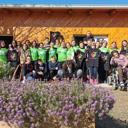 468283800 1482836163105034 5816141526870210137 n