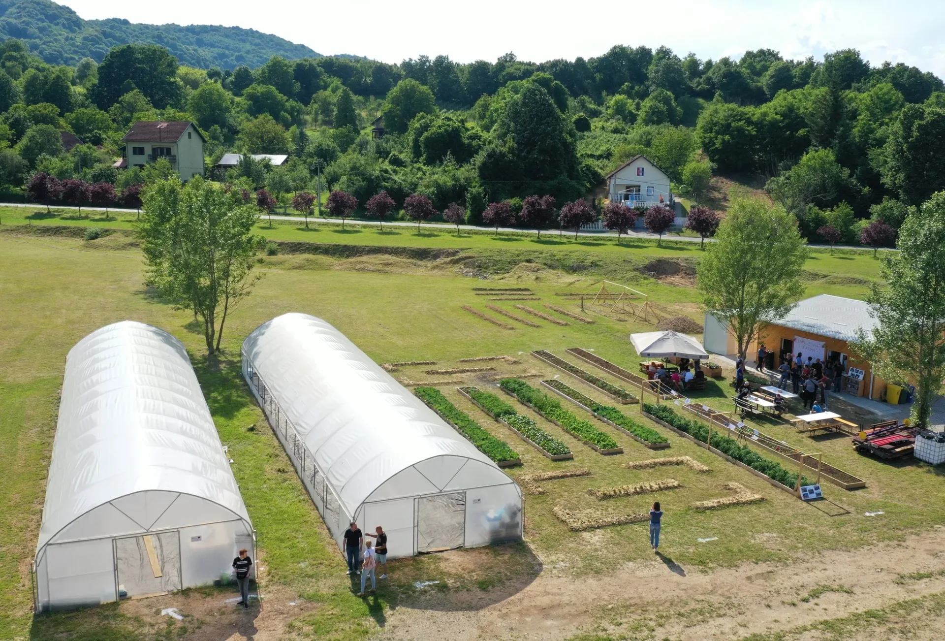 Inkluzivna farma dron